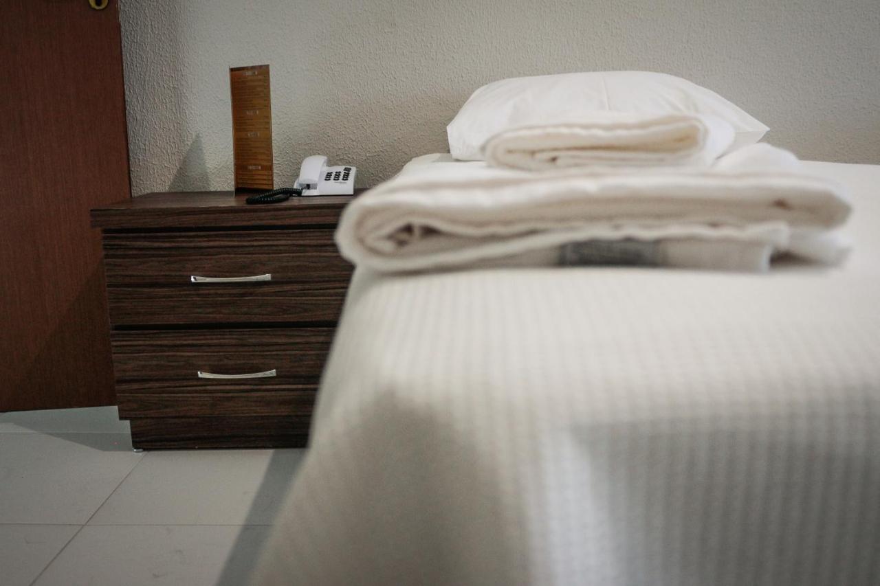 Ello Hotel Iguatu Экстерьер фото
